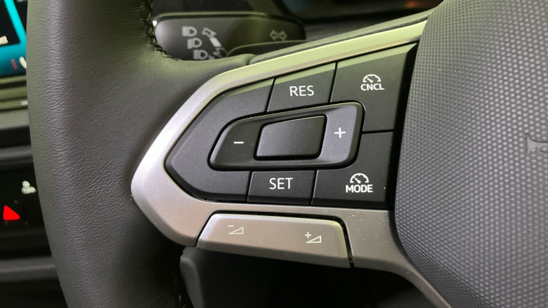 Volkswagen Caddy Cargo C20 Diesel 2.0 TDI 122PS Commerce Pro Van DSG [Tech Pack]